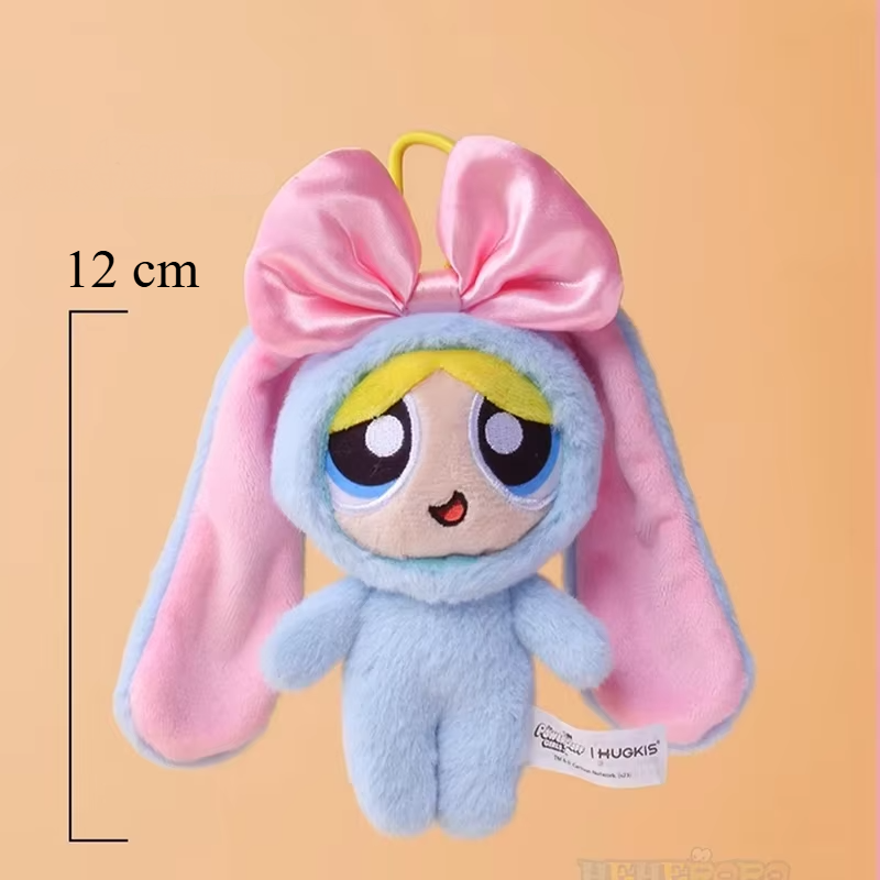 Encante-se com o pingente de pelúcia de 12cm, perfeito para bolsas, mochilas ou como presente especial!