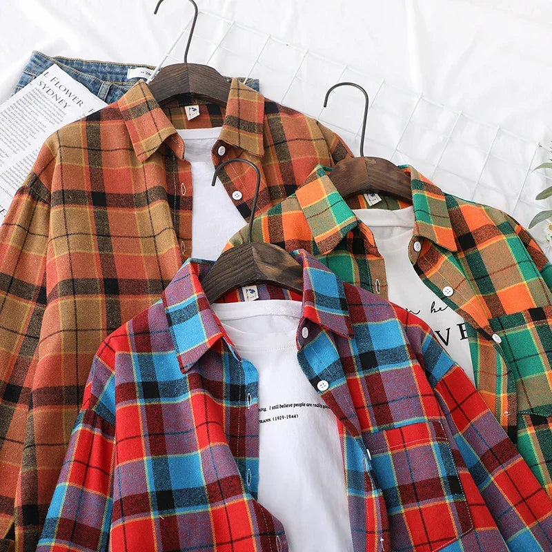 Camisa Xadrez Feminina: Estilo Universitário, Toque Casual e Conforto Atemporal para o Seu Dia a Dia!
