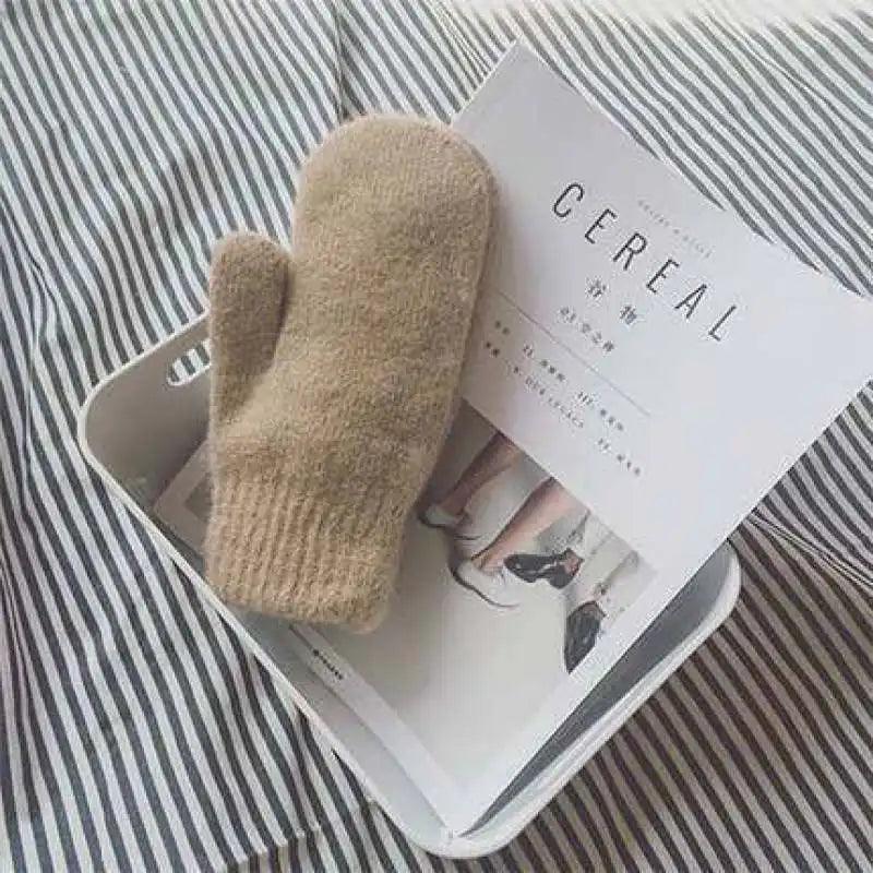 Luvas Femininas de Inverno com Pele de Coelho Fofinha – Conforto Aveludado, Estilo Clássico e Aquecimento Total para Dias Gelados