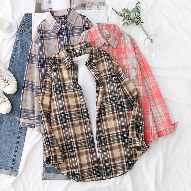 Camisa Xadrez Feminina: Estilo Universitário, Toque Casual e Conforto Atemporal para o Seu Dia a Dia!