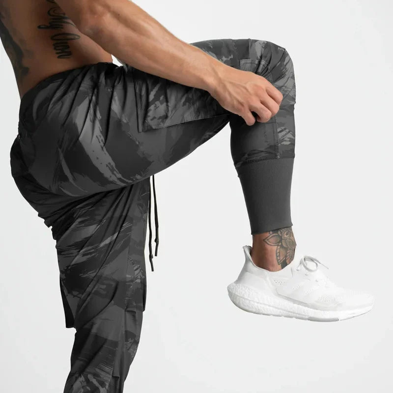 Calças Esportivas Camufladas Masculinas — Leves, Elásticas e de Secagem Rápida para Treinos com Liberdade Total!
