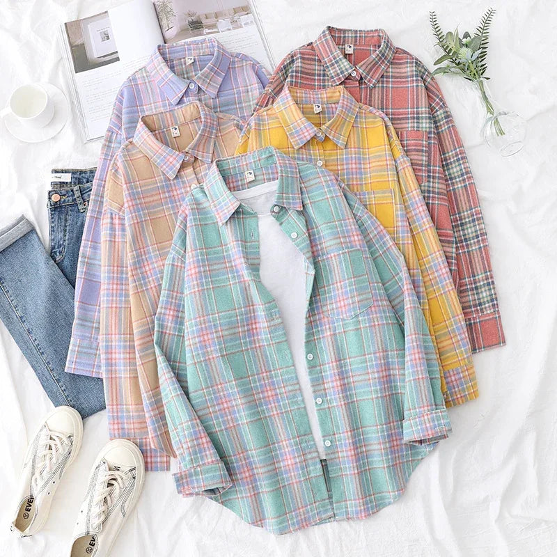 Camisa Xadrez Feminina: Estilo Universitário, Toque Casual e Conforto Atemporal para o Seu Dia a Dia!