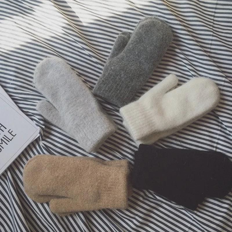 Luvas Femininas de Inverno com Pele de Coelho Fofinha – Conforto Aveludado, Estilo Clássico e Aquecimento Total para Dias Gelados