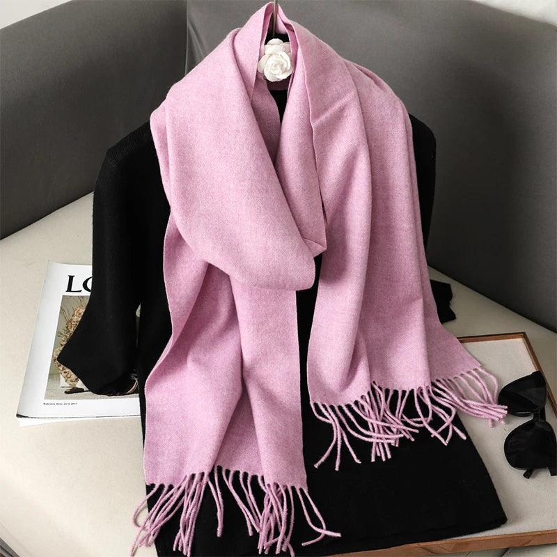 62 Cores de Estilo: O Cachecol Feminino Mais Versátil do Inverno – Quente, Sofisticado e Puro Conforto!