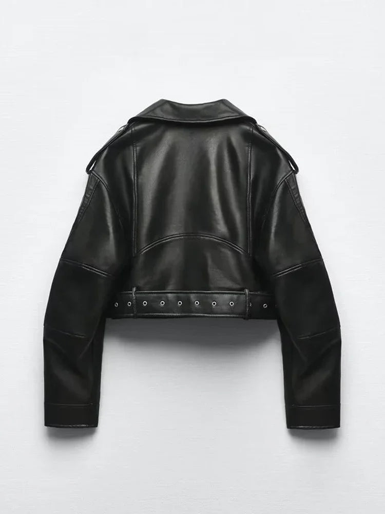 Jaqueta Oversized Feminina em Couro Sintético: Estilo Vintage com Toque Retrô e Design Super Descolado!