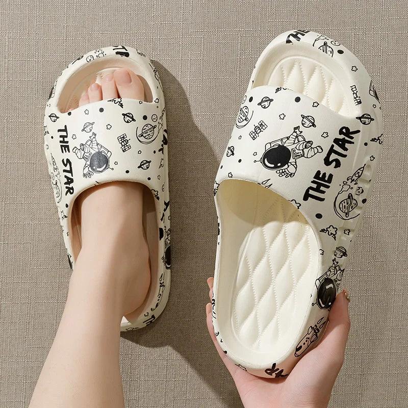 Chinelos Antiderrapantes Premium – Conforto e Segurança para Seus Pés no Banheiro, Chuveiro ou em Casa, Perfeitos para o Verão!