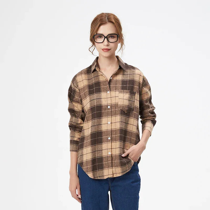 Camisa Xadrez Feminina: Estilo Universitário, Toque Casual e Conforto Atemporal para o Seu Dia a Dia!