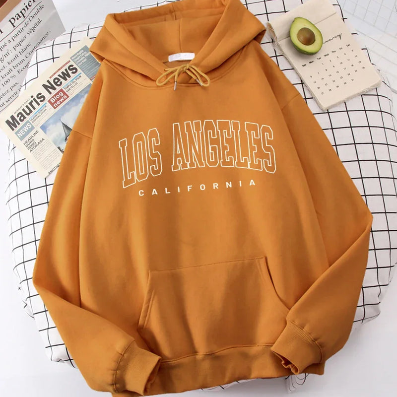 Moletom Capuz Feminino Los Angeles – Estilo Americano com Arte Urbana e Conforto Descontraído!