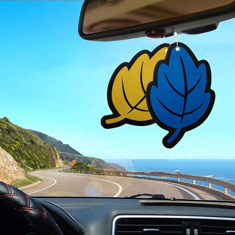 Transforme o Aroma do Seu Carro: Kit com 6 Aromatizantes Naturais em Forma de Folha – Perfume de Baunilha Sofisticado e Duradouro!
