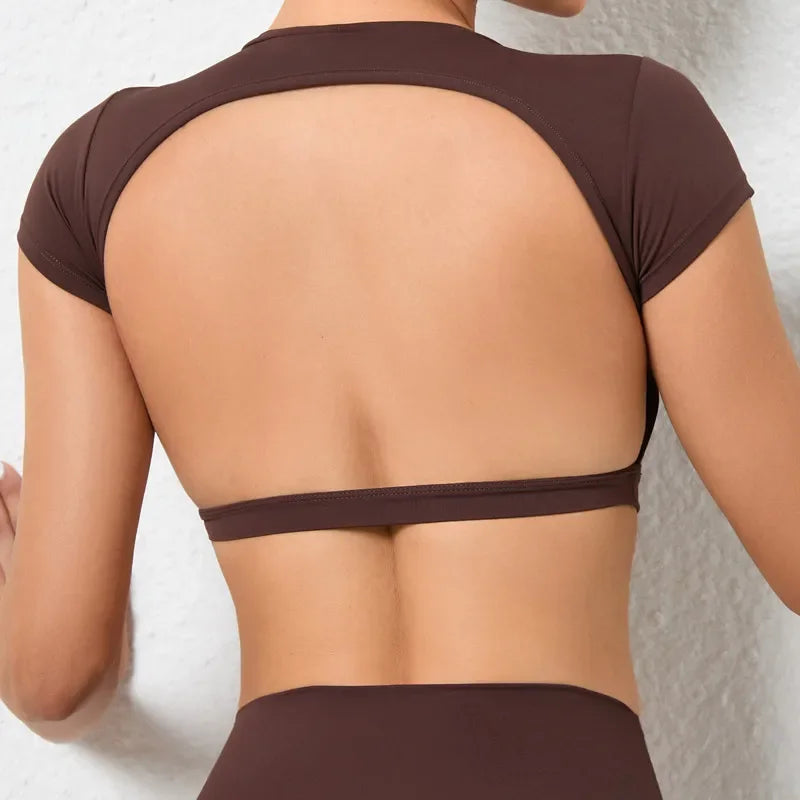 Top Fitness Feminino: Respirável, Estiloso e Aberto nas Costas – Liberdade Total para Seus Treinos!