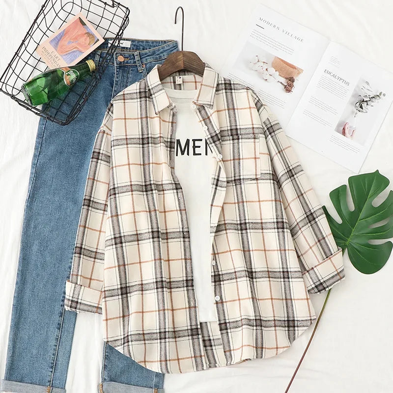 Camisa Xadrez Feminina: Estilo Universitário, Toque Casual e Conforto Atemporal para o Seu Dia a Dia!