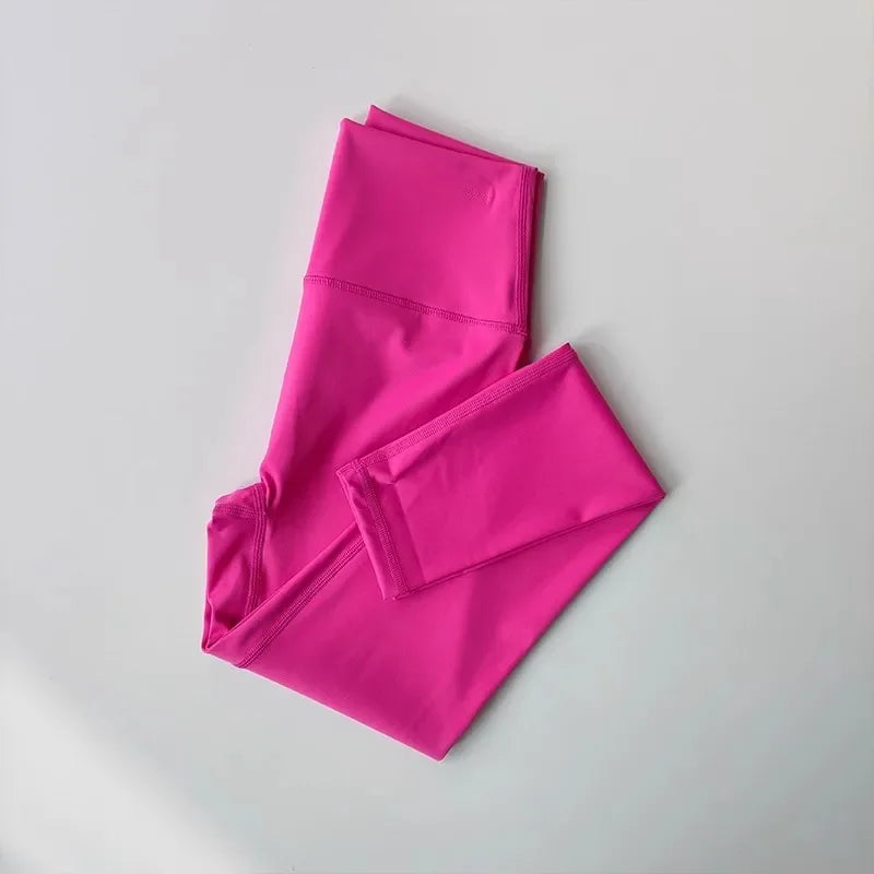 Conjunto de Yoga 2 em 1 para Mulheres: Cintura Alta + Top Cropped Respirável — O Look Fitness que Une Conforto, Estilo e Performance no Treino!