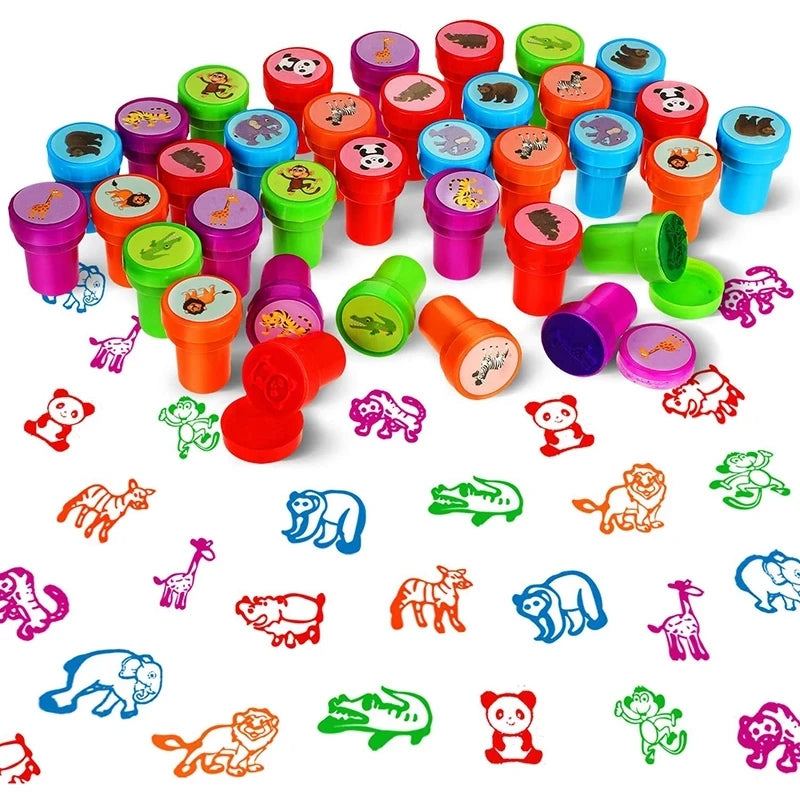 Transforme qualquer papel em uma explosão de criatividade com o kit de 10 carimbos auto-tinta infantis — rostinhos sorridentes, formas e desenhos que encantam as crianças e deixam cada arte única!