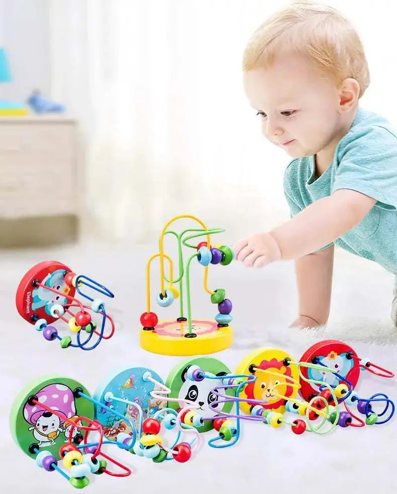 Encante as crianças com a montanha-russa de madeira colorida, um brinquedo educativo que estimula a coordenação, o raciocínio e a criatividade!