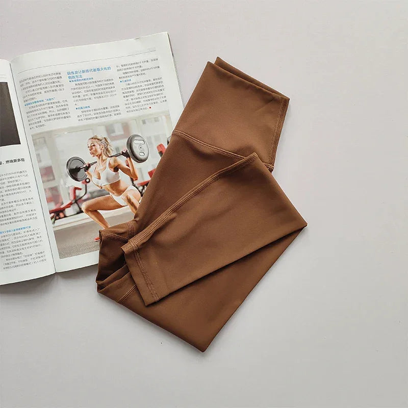 Descubra o Poder das Leggings que Modelam e Valorizam: Cintura Alta, Efeito Lifting e Conforto Invisível!