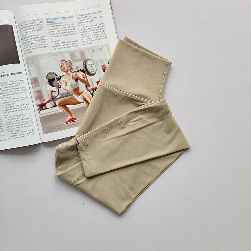 Descubra o Poder das Leggings que Modelam e Valorizam: Cintura Alta, Efeito Lifting e Conforto Invisível!