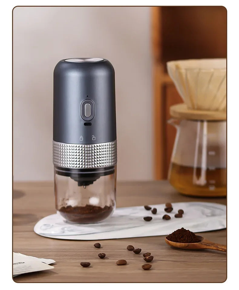 Moa Seu Café Onde Quiser: Moedor Elétrico Portátil com Núcleo de Cerâmica e Carregamento USB para Sabor Profissional em Qualquer Lugar!