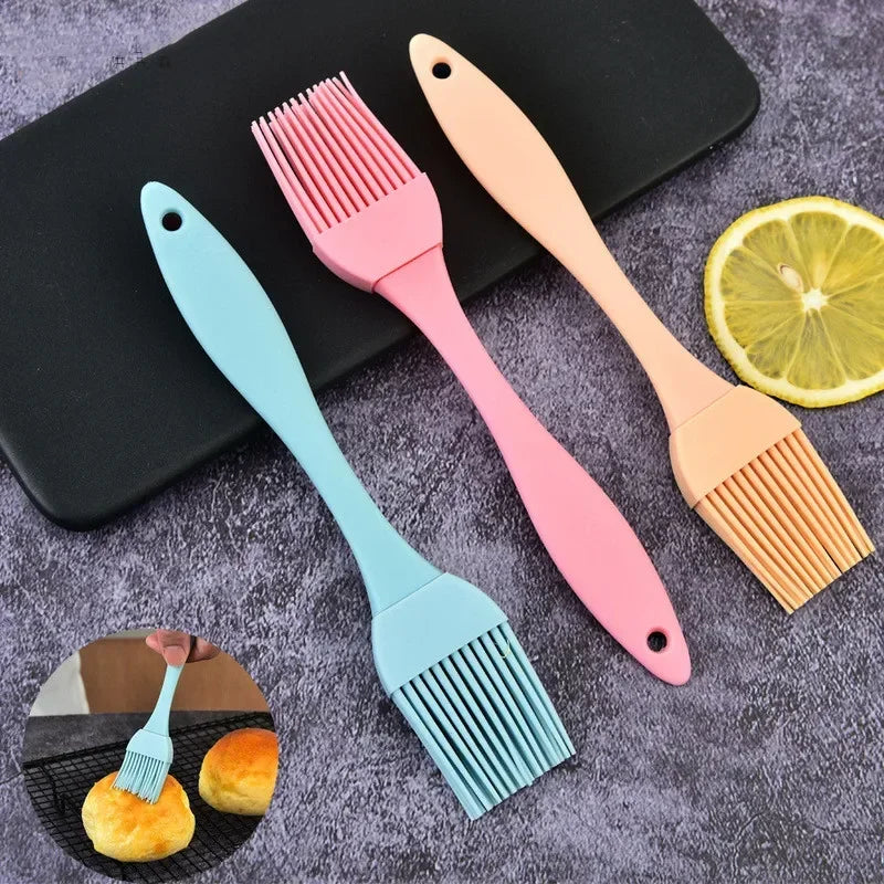 Escova de Silicone Multiuso para Churrasco e Cozinha – Resistente ao Calor, Prática e Perfeita para Molhos, Ovos, Confeitaria e Carnes!