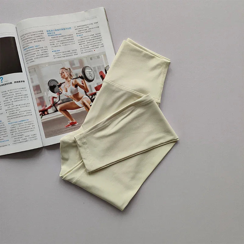 Descubra o Poder das Leggings que Modelam e Valorizam: Cintura Alta, Efeito Lifting e Conforto Invisível!