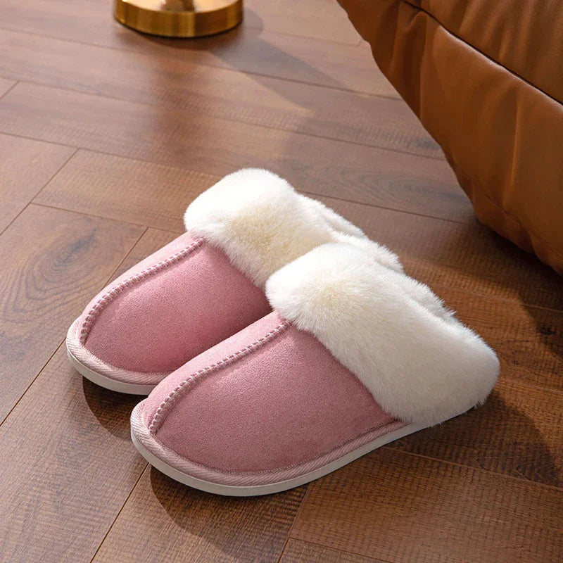 Pantufas de Inverno em Camurça – Maciez, Calor e Estilo para Seus Pés!