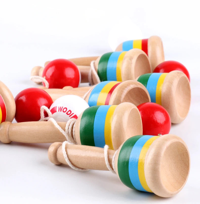 Copo de Madeira Educacional – O Jogo Tradicional que Desafia a Coordenação, Exercita o Cérebro e Diverte Crianças por Horas!
