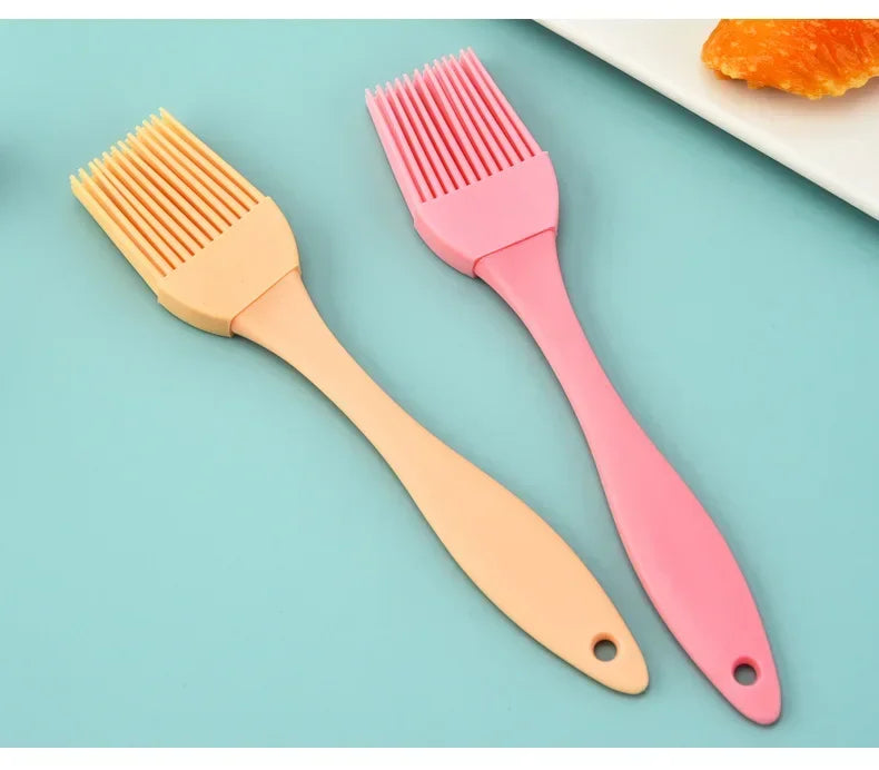Escova de Silicone Multiuso para Churrasco e Cozinha – Resistente ao Calor, Prática e Perfeita para Molhos, Ovos, Confeitaria e Carnes!