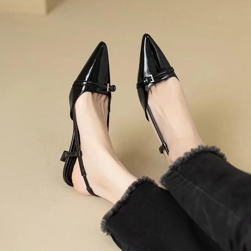 Elegância Retrô: Sandálias Mary Jane para um Verão Sofisticado e Cheio de Charme