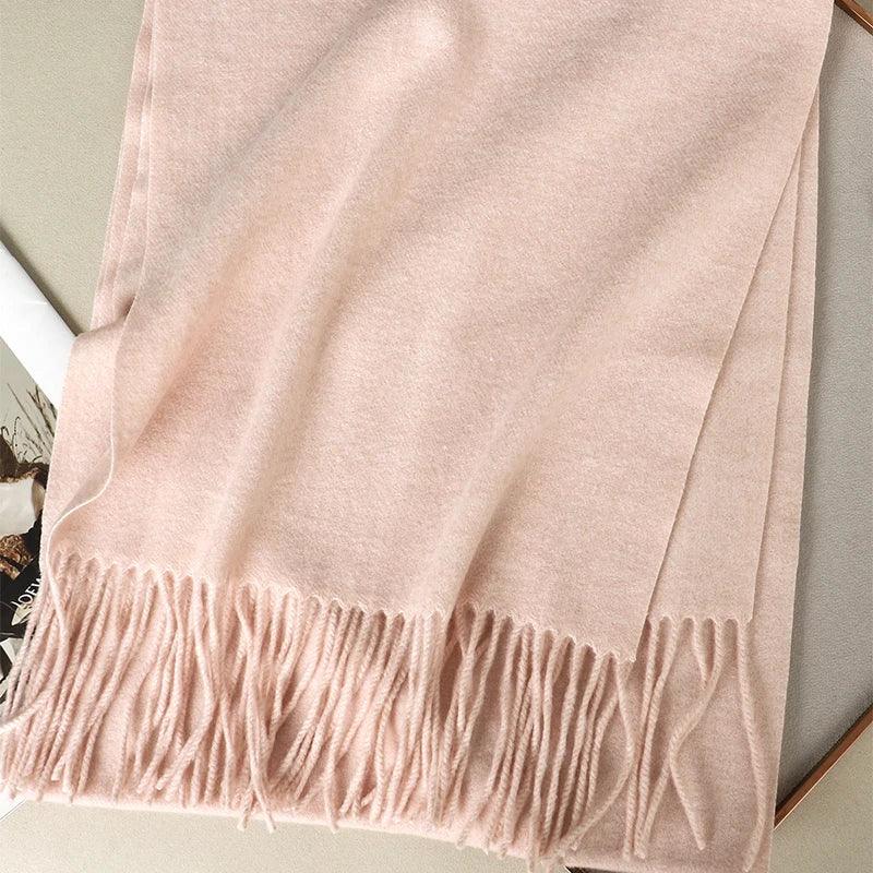 62 Cores de Estilo: O Cachecol Feminino Mais Versátil do Inverno – Quente, Sofisticado e Puro Conforto!