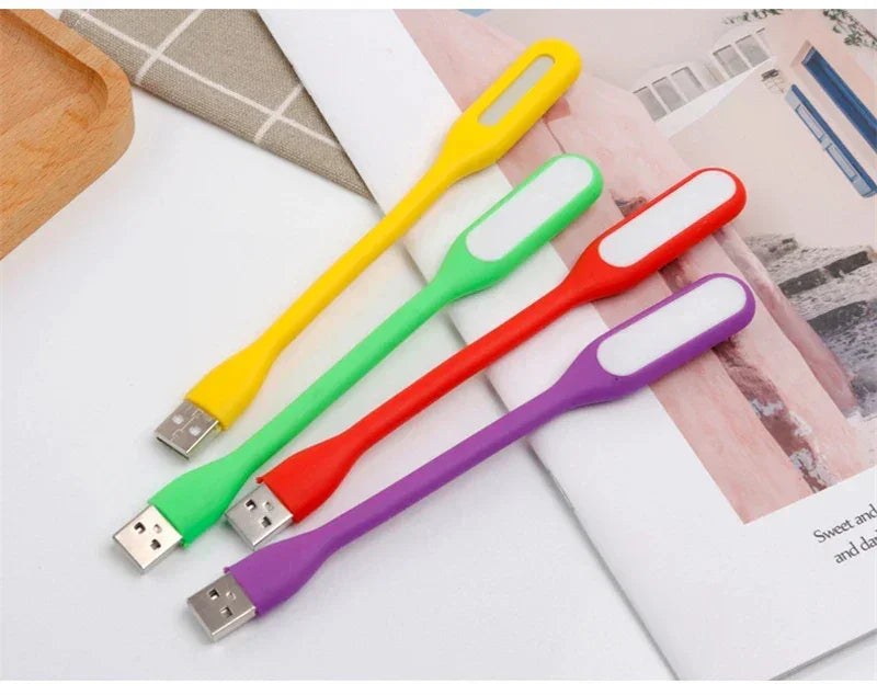 Leve Luz Onde Quiser! Mini Lâmpada USB Dobrável — Iluminação Portátil Ideal para Leituras, Computador e Power Bank!
