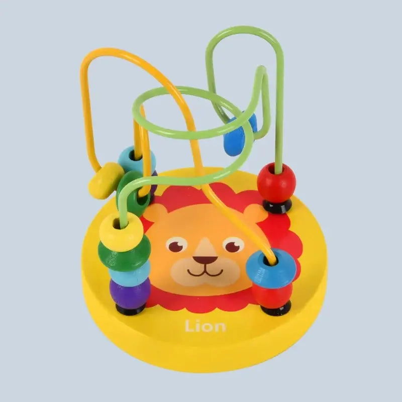 Encante as crianças com a montanha-russa de madeira colorida, um brinquedo educativo que estimula a coordenação, o raciocínio e a criatividade!