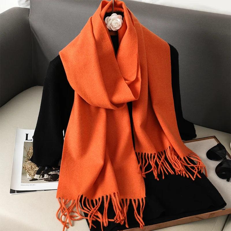 62 Cores de Estilo: O Cachecol Feminino Mais Versátil do Inverno – Quente, Sofisticado e Puro Conforto!