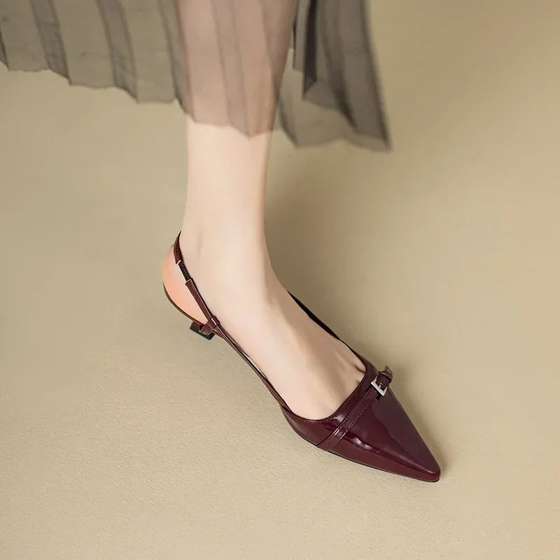 Elegância Retrô: Sandálias Mary Jane para um Verão Sofisticado e Cheio de Charme