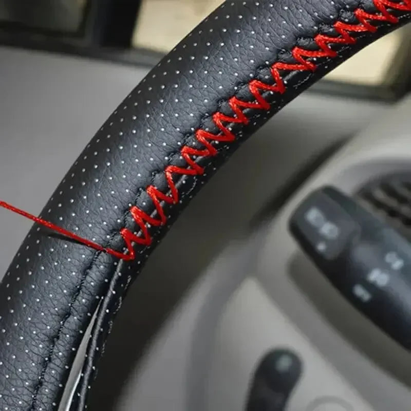 Transforme Seu Volante com Estilo e Segurança: Capa de Couro DIY Costurável Antiderrapante e Respirável – Ideal para Volantes de 38cm!