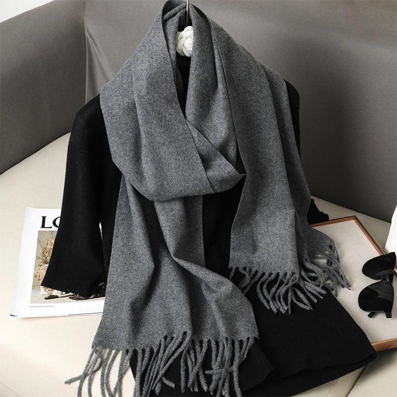 62 Cores de Estilo: O Cachecol Feminino Mais Versátil do Inverno – Quente, Sofisticado e Puro Conforto!