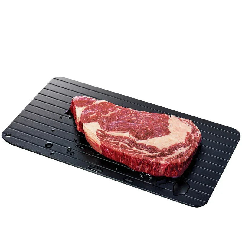 Bandeja de Descongelamento Rápido em Alumínio: descongele carnes, peixes e alimentos com total praticidade na sua cozinha!