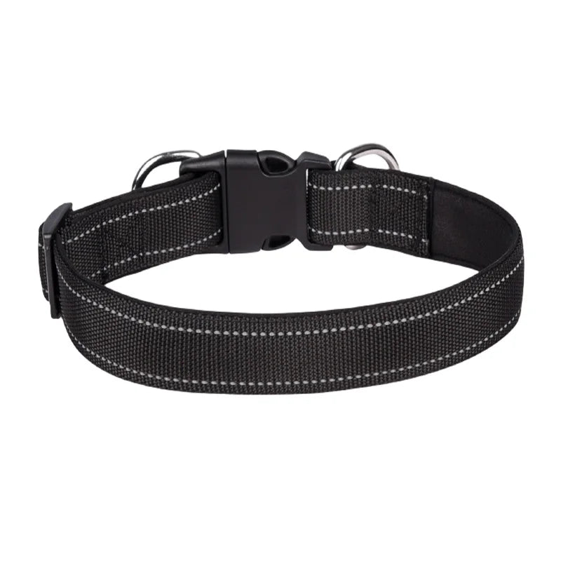 Coleira Reflexiva Premium para Cães – Segurança, Conforto e Estilo em Cada Passeio!