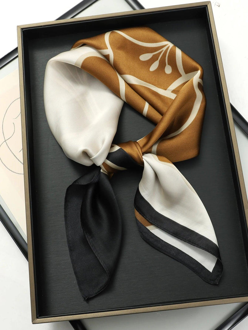 Lenço de Seda Luxuoso com Estampa de Gato – Use no Pescoço, Cabelo ou Cabeça com Estilo Sofisticado!