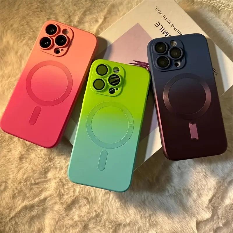 Capa de Silicone Líquido com Efeito Degradê e Ímã Integrado – Design Premium para iPhone 11 ao 15 Pro Max com Proteção de Lente Precisa