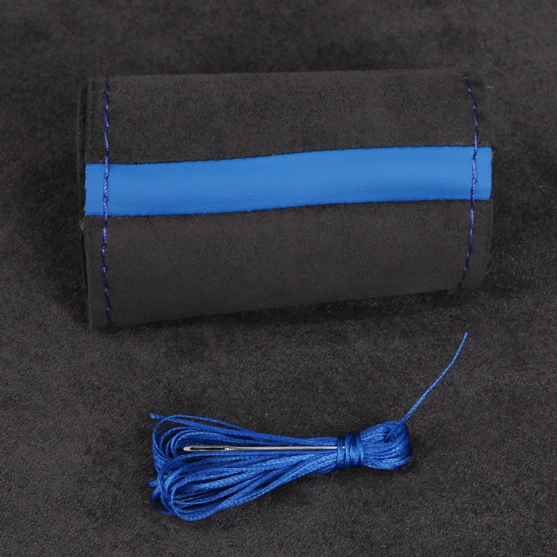 Transforme Seu Volante com Estilo: Capa Universal de Camurça com Costura à Mão para um Toque Luxuoso e Antiderrapante!