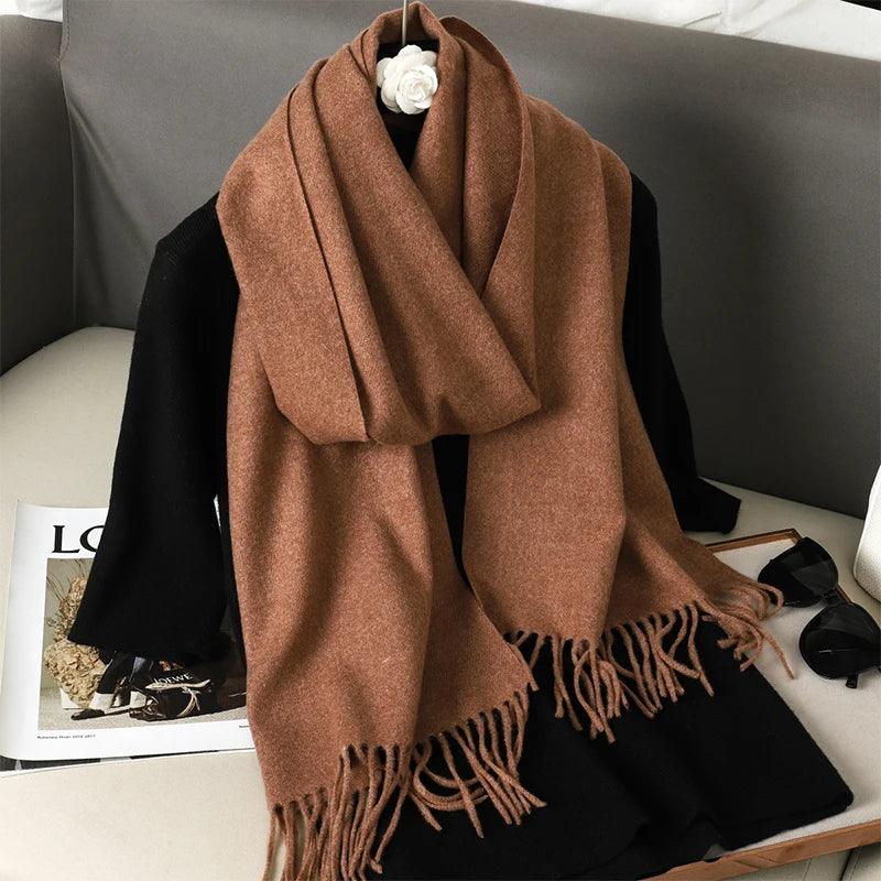 62 Cores de Estilo: O Cachecol Feminino Mais Versátil do Inverno – Quente, Sofisticado e Puro Conforto!