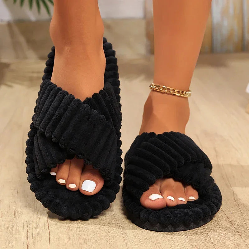 Chinelos Femininos de Veludo Cruzado – Conforto Aconchegante e Estilo Luxuoso para o Outono e Inverno!