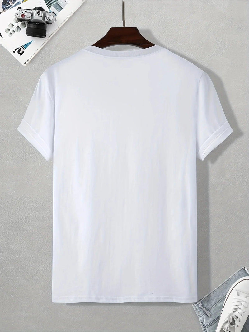 Camiseta Masculina 100% Algodão – Estampa Montanha & Bússola, Estilo Aventureiro com Conforto Leve de Verão