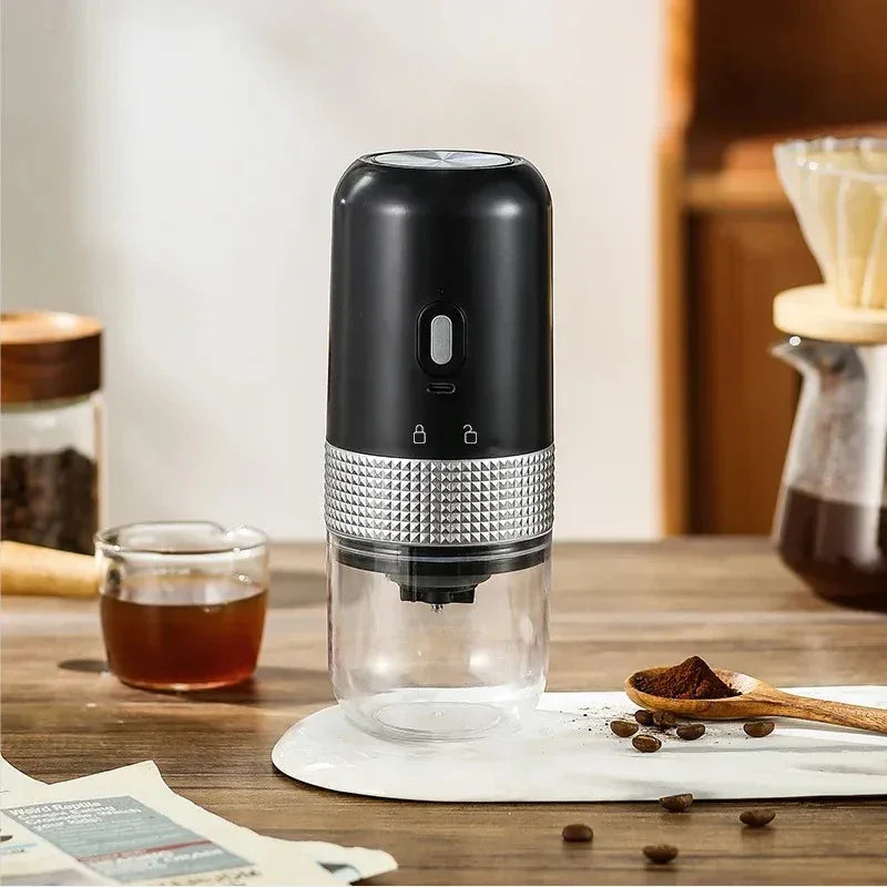 Moa Seu Café Onde Quiser: Moedor Elétrico Portátil com Núcleo de Cerâmica e Carregamento USB para Sabor Profissional em Qualquer Lugar!