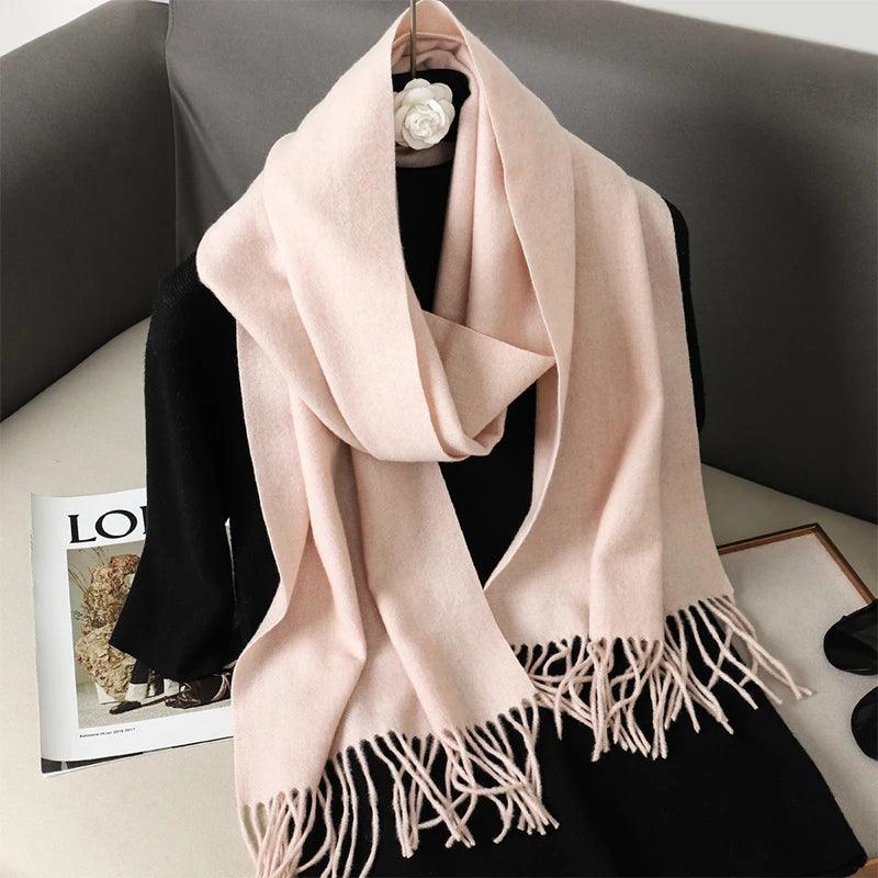 62 Cores de Estilo: O Cachecol Feminino Mais Versátil do Inverno – Quente, Sofisticado e Puro Conforto!