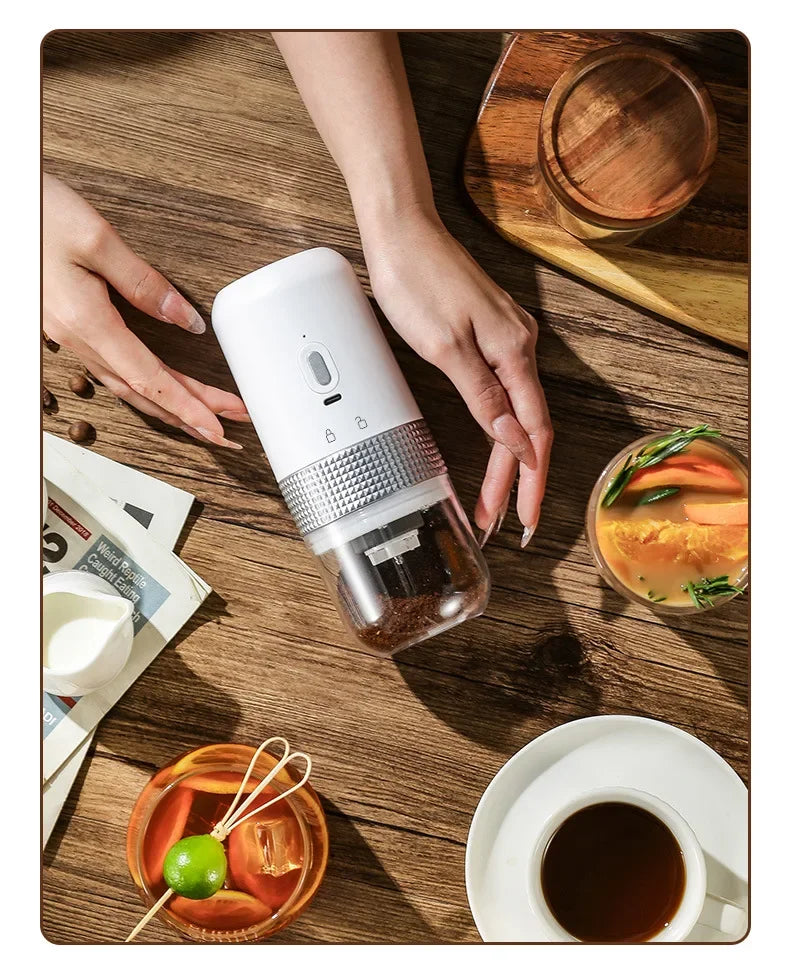 Moa Seu Café Onde Quiser: Moedor Elétrico Portátil com Núcleo de Cerâmica e Carregamento USB para Sabor Profissional em Qualquer Lugar!
