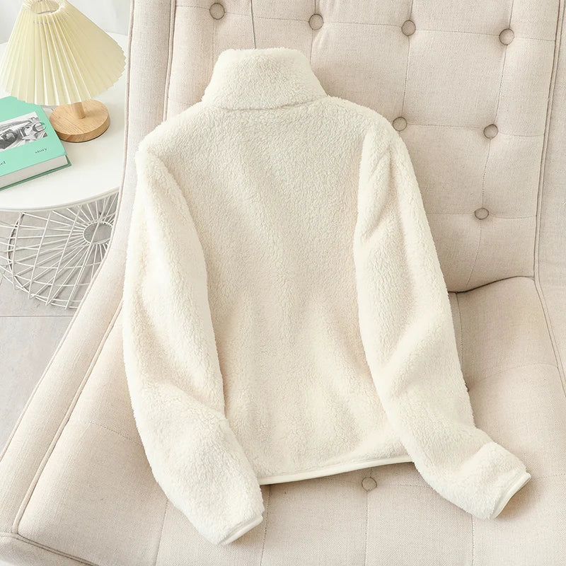 Casaco Feminino Dupla Face em Lã Coral – A jaqueta de inverno super quente, macia e estilosa que vai transformar seus dias frios em puro aconchego!
