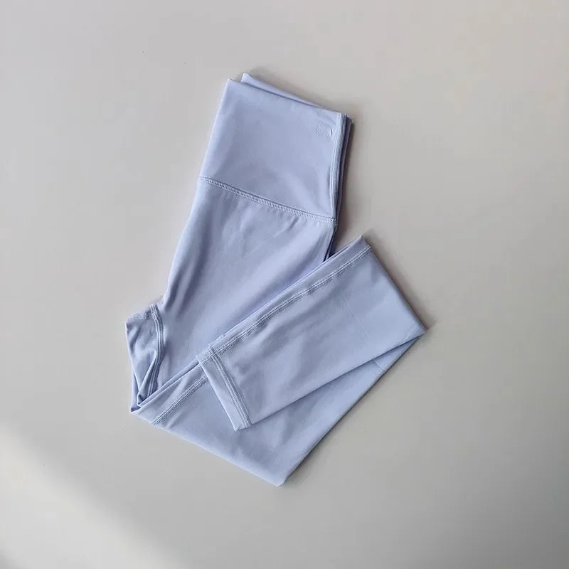 Conjunto de Yoga 2 em 1 para Mulheres: Cintura Alta + Top Cropped Respirável — O Look Fitness que Une Conforto, Estilo e Performance no Treino!
