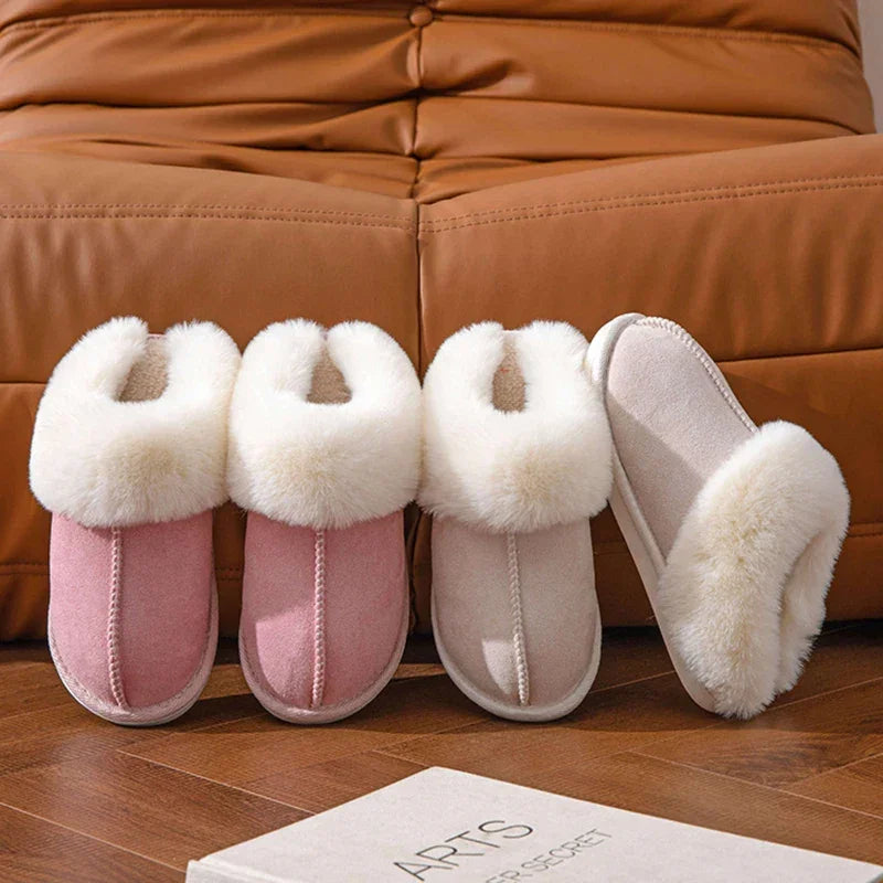 Pantufas de Inverno em Camurça – Maciez, Calor e Estilo para Seus Pés!