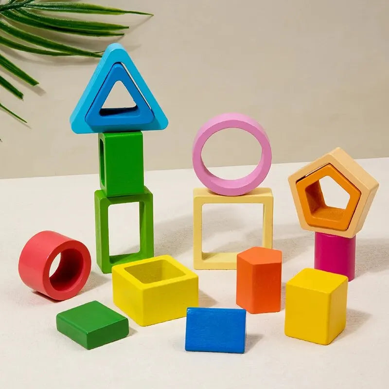 Brinquedo de Madeira Geométrico: Aprenda Formas e Cores Brincando!