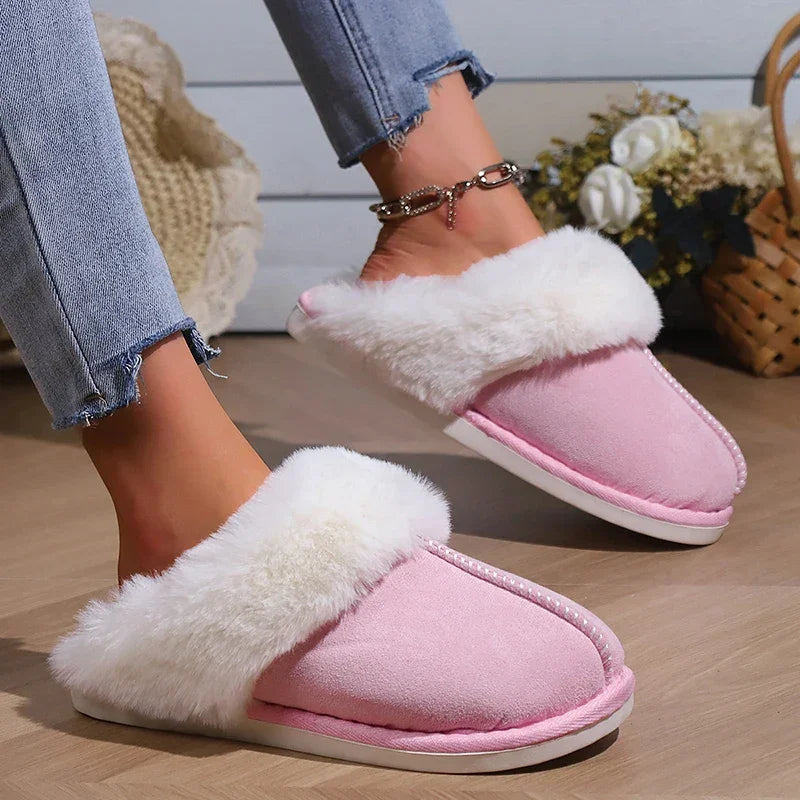 Pantufas de Inverno em Camurça – Maciez, Calor e Estilo para Seus Pés!